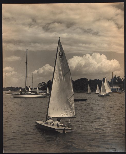 Junior sailors learning on a LJ scow. Photograph by R. Howe Lagarde, 1940, gift of the photographer. 1396.265