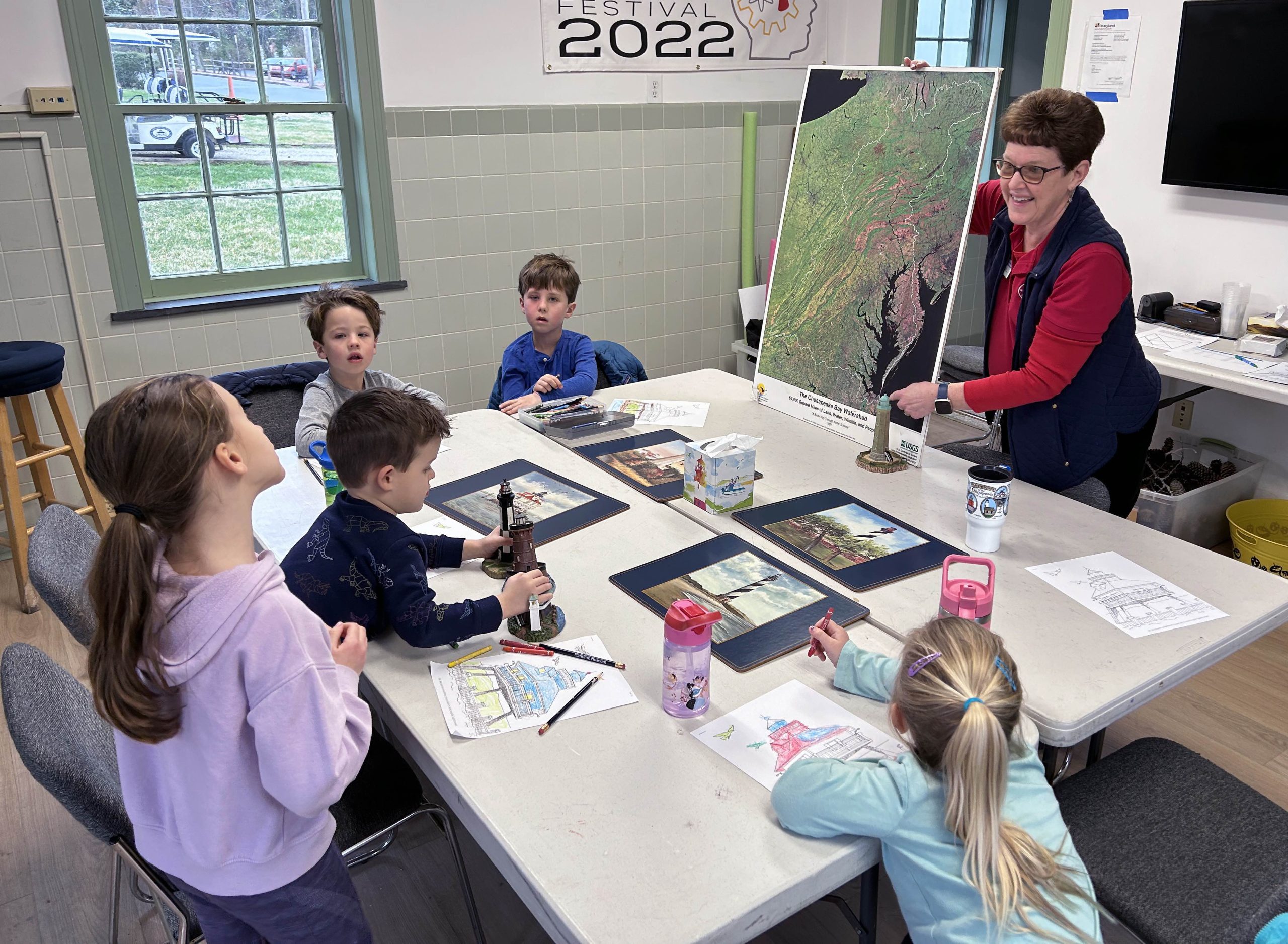CBMM's Science Saturdays share hands-on activities that incorporate science, art, and museum exploration.