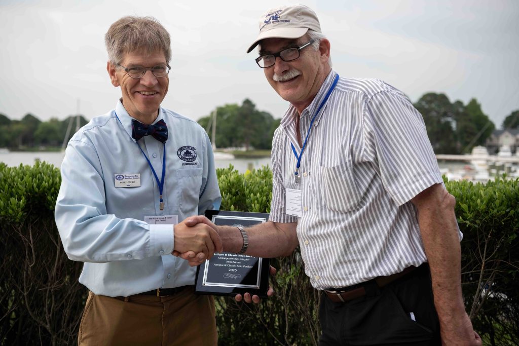 CBMM's Pete Lesher is presented the inaugural Commodore's Marlinspike Award by ACBS-Chesapeake Bay Chapter Board Member Jeff Beard. (Submitted photo)